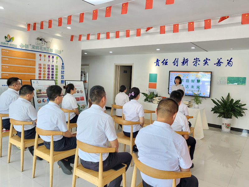 盐城开发区收费站“红擎筑梦学子园”2.jpg