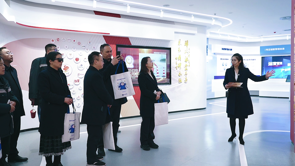 图片2展馆参观照片.png